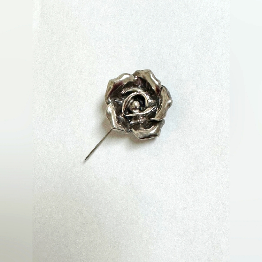 Vintage Hollow pin in 925 sterling silver/ Blooming rose.